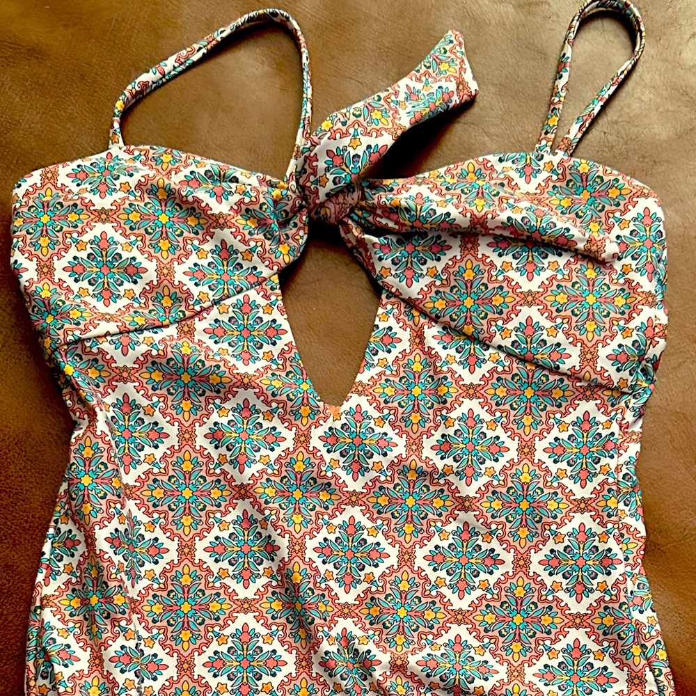 O’Neil Girls Swim Suit Size 8-10